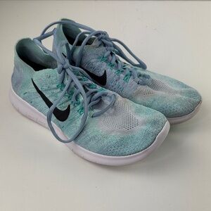 Nike Women's Aqua and Black Athletic Shoes